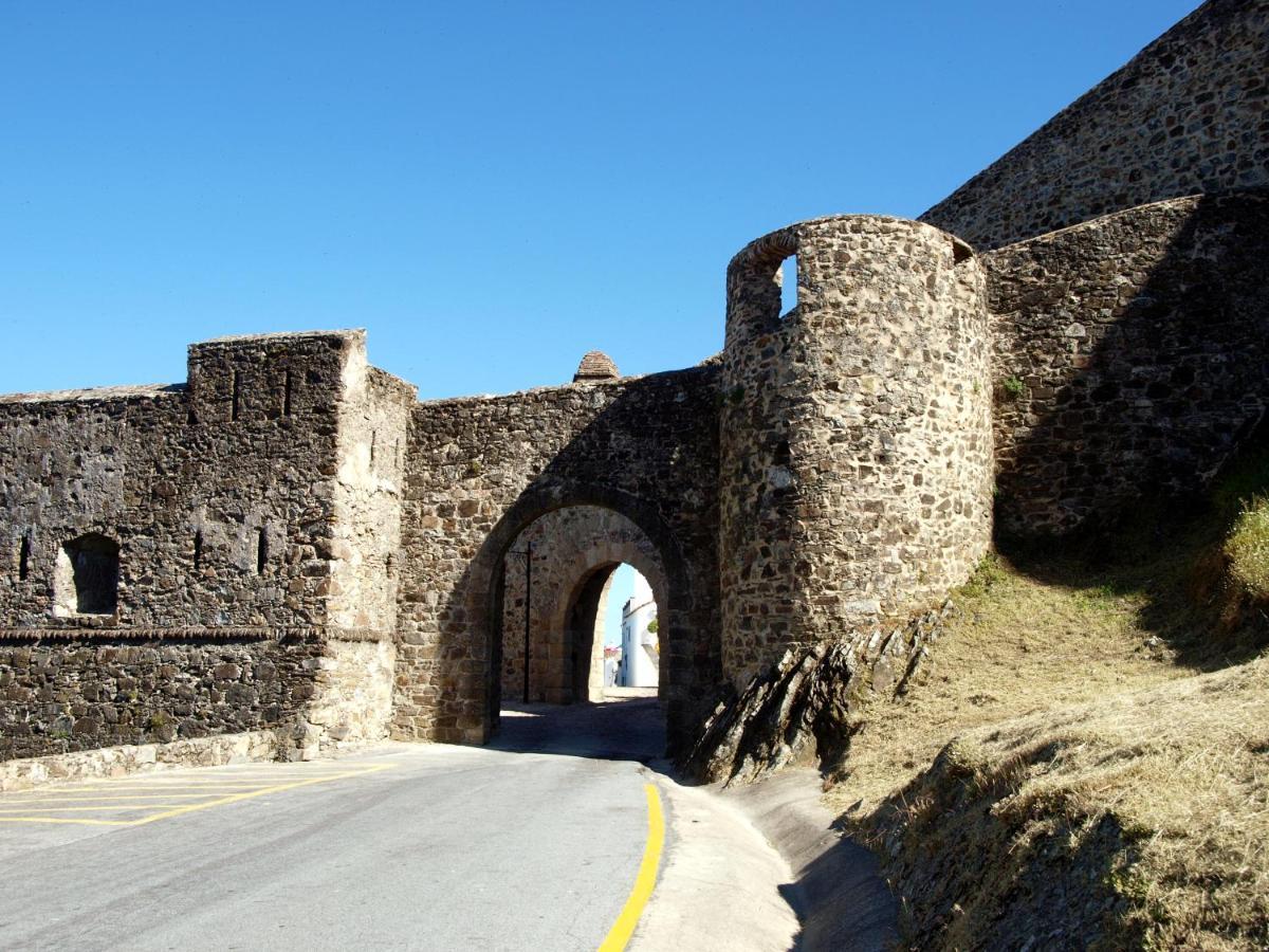 Hotel El Rei Dom Manuel Marvão Exteriör bild